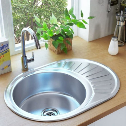 ZNTS Kitchen Sink with Strainer and Trap Oval Stainless Steel 145072