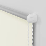 Roller blind blackout 140 x 230 cm off white 240169