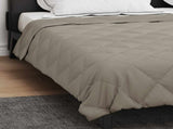 Full Year Duvet Light Grey 240 x 260 cm Microfiber 42025631