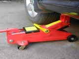 2 Ton Tonne Hydraulic Trolley Floor Jack With Plastic Storage Carry Case Car Van 71120516
